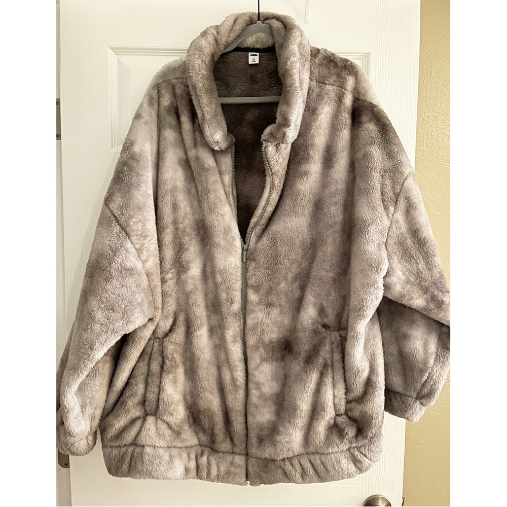 ❌SOLD Fuzzy Faux Fur Jacket